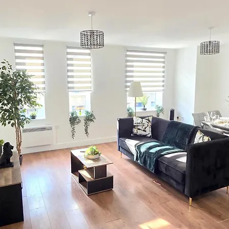 The Hidden Chapter Manchester 2 Bedrooms Apartments By Bevolve-2